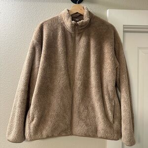 Uniqlo Beige Fleece Jacket